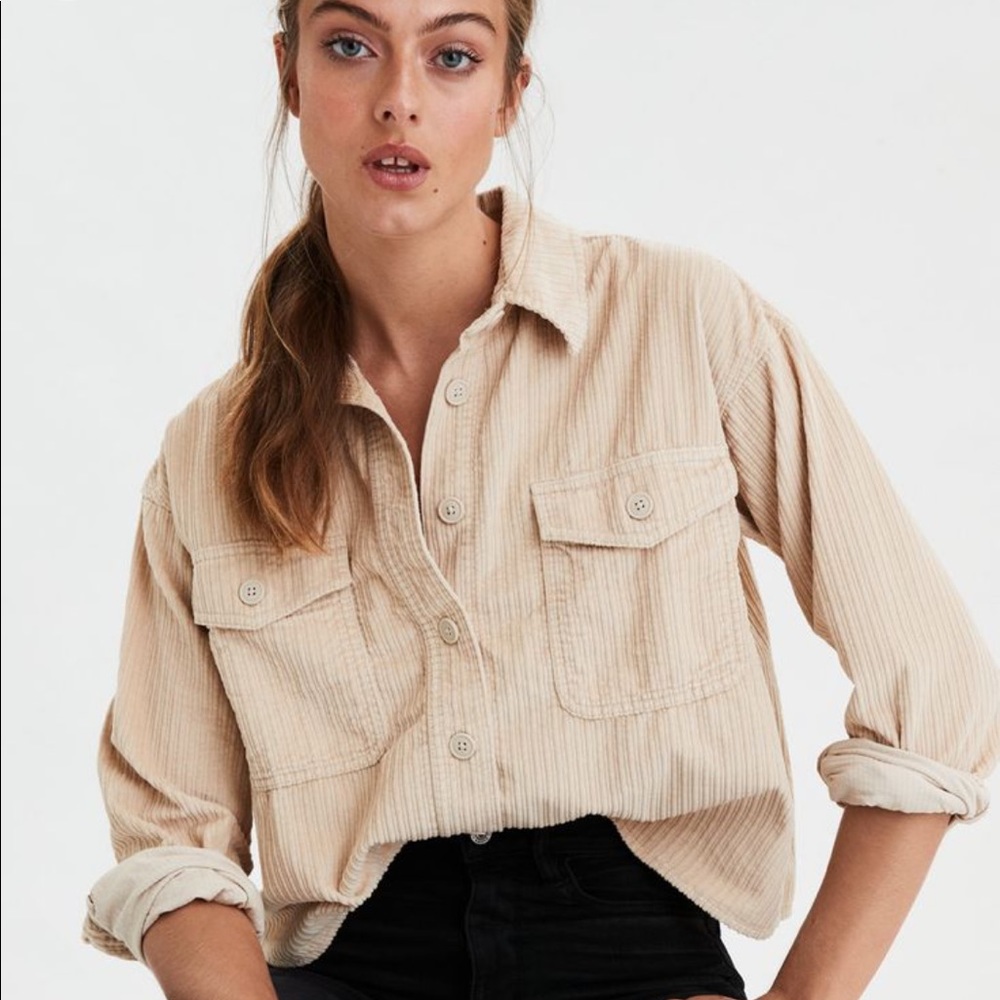 AE Cropped Corduroy Button Down Shirt